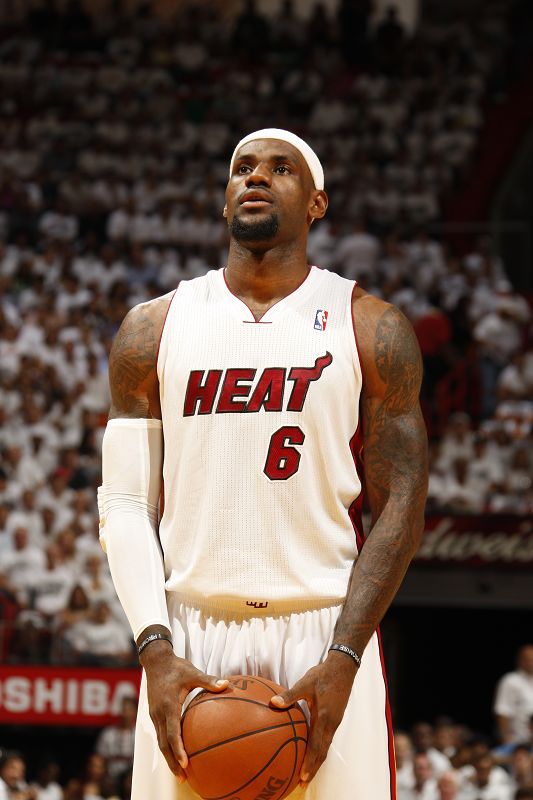 乒乓球混团世界杯：王楚钦丢3局，国乒8-4德国，7战7胜（混团世界杯国乒8-4胜德国：王楚钦丢三局，豪取七连胜）