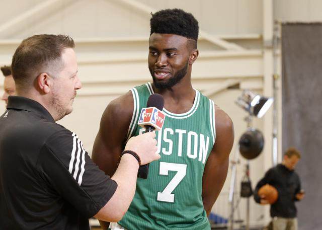 朱利亚诺：我现在处于非常幸福的时刻，莱万特是支难缠的球队（朱利亚诺：正值幸福期，莱万特顽强难缠）