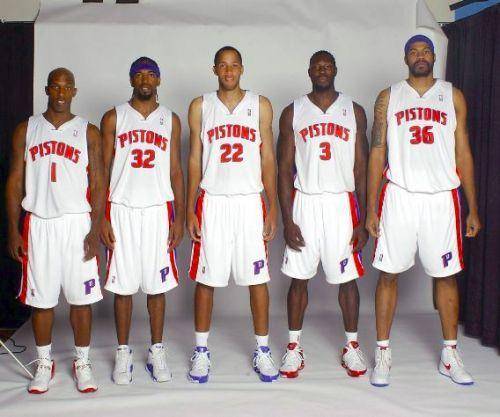 快攻战术被他们玩明白了（他们已把快攻战术吃透了）