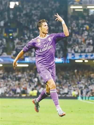 王长庆回应“摘桃”：启蒙不是我带的就算摘桃？我们考察了200多人（被质疑“摘桃”，王长庆回应：启蒙并非我带，何来摘桃？我们考察过200多人）