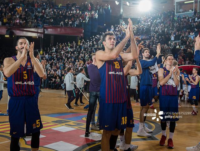 球员任意球助攻被评为赛季最佳配合（任意球助攻获评本赛季最佳配合）