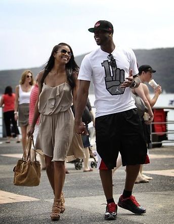 能否终结7连败？多诺万：怀特等4人可出战&3人有时间限制（能否止住7连败？多诺万：怀特等四将可登场，另有三人出场时间受限）