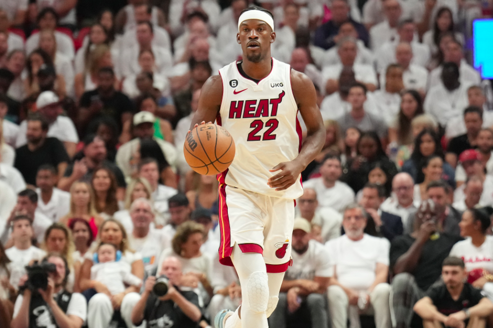 弗里克：我看了TA的报道，我没有不满我们的医疗团队（弗里克回应TA报道：从未对球队医疗组不满）