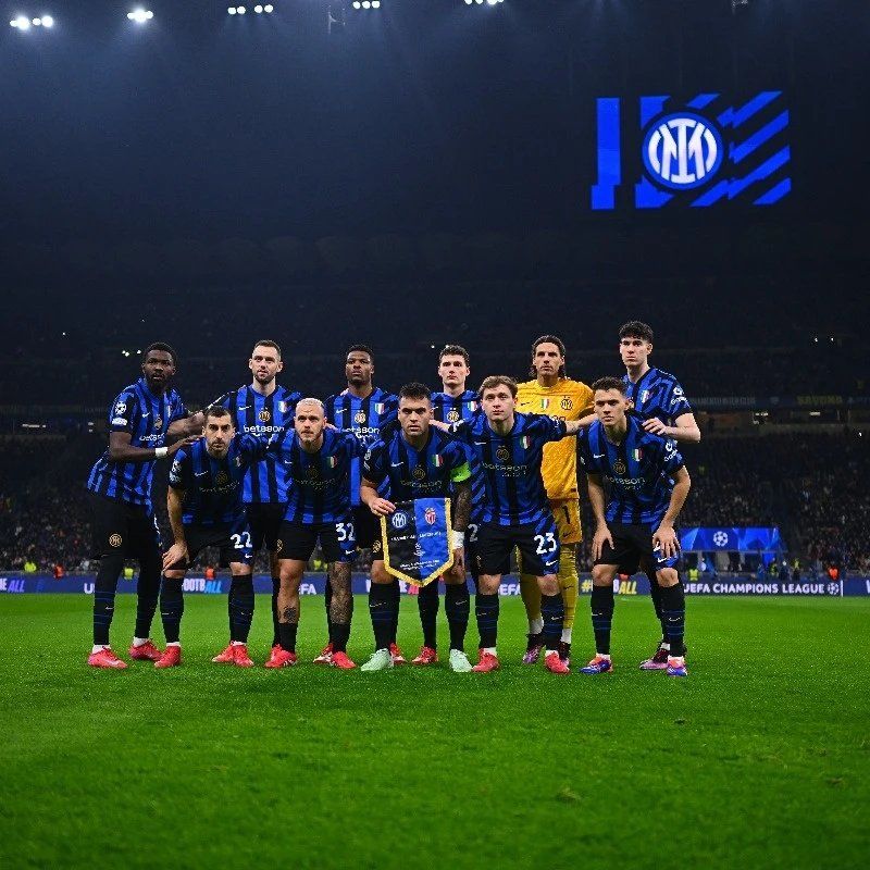 泽林斯基：如果这都能判点球，那所有的接触都是点球（泽林斯基：要是这种也判点，每次接触不都成点球了）