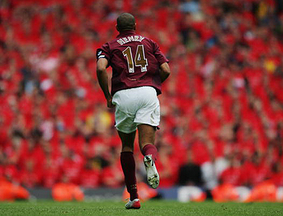 官方：71岁老帅滕·卡特执教苏里南，带队参加世界杯附加赛（官方宣布：71岁名帅滕·卡特出任苏里南主教练，率队出战世界杯附加赛）