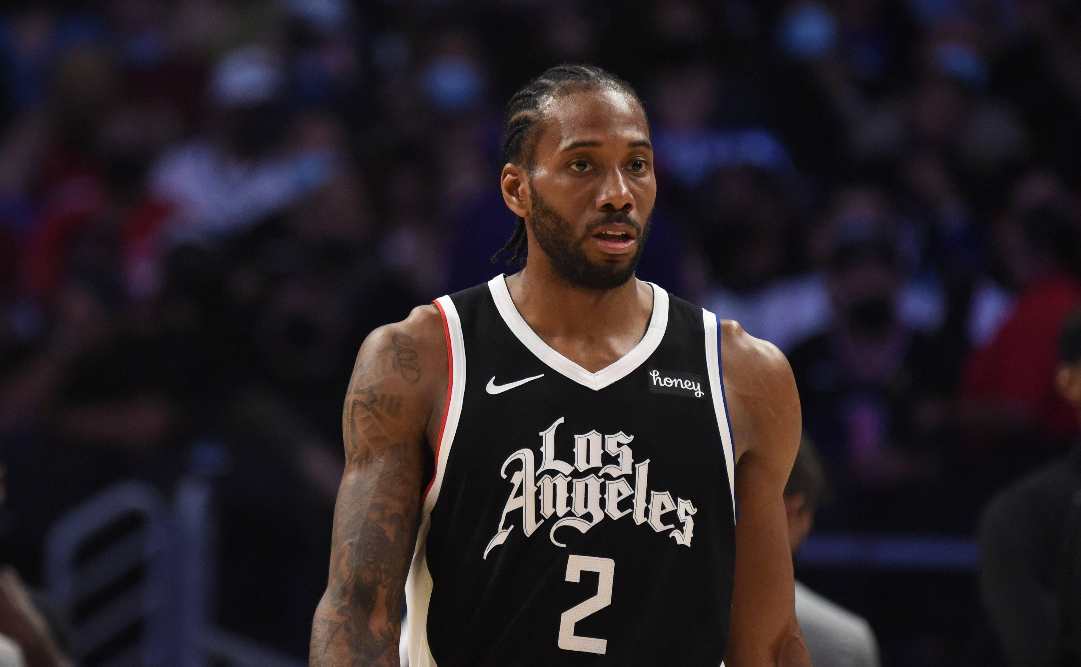 每体否认马斯坦托诺离队传闻：他1月绝不会离开皇马（每体辟谣马斯坦托诺离队传闻：他今冬一月不会离开皇马）