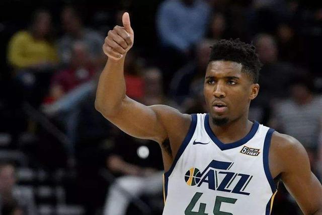 北青：多地表达过愿意办U20亚洲杯；国足原本10月在杭州集训（北青：多地曾表示愿承办U20亚洲杯，国足原定10月在杭州集训）