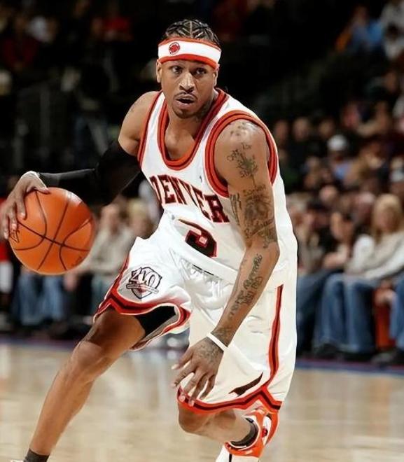 拜仁欧冠战巴黎大名单：凯恩领衔，诺伊尔、卡尔在列（拜仁欧冠迎战巴黎大名单：凯恩压阵，诺伊尔、卡尔在列）