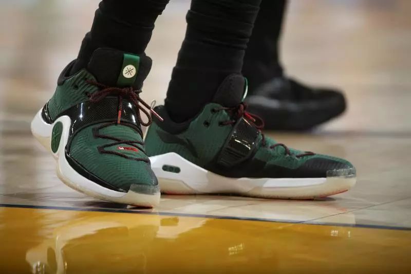 卫报：埃弗顿已经将古迪逊公园球场的所有权转让给女足（卫报称：埃弗顿已将古迪逊公园所有权移交女足）