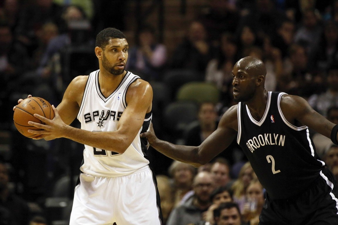 幸福甜蜜，高准翼爱人社媒分享婚纱照拍摄花絮（高准翼爱人社交平台晒婚纱照花絮，甜蜜满满）