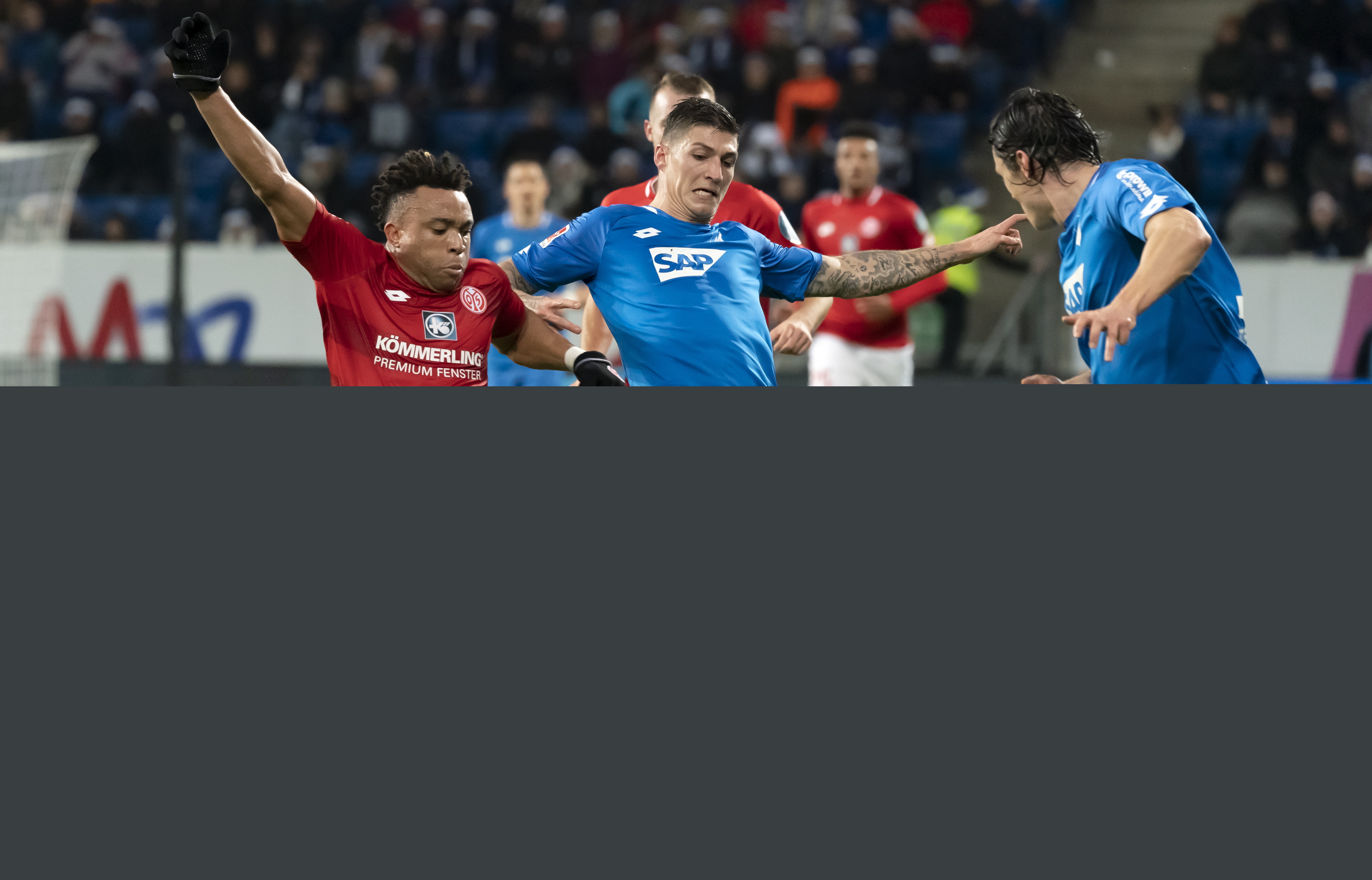 榜首战！中国女排赢酣畅淋漓一胜 李盈莹的替补揽得分王（榜首对决！中国女排畅快大胜，李盈莹替补勇夺得分王）