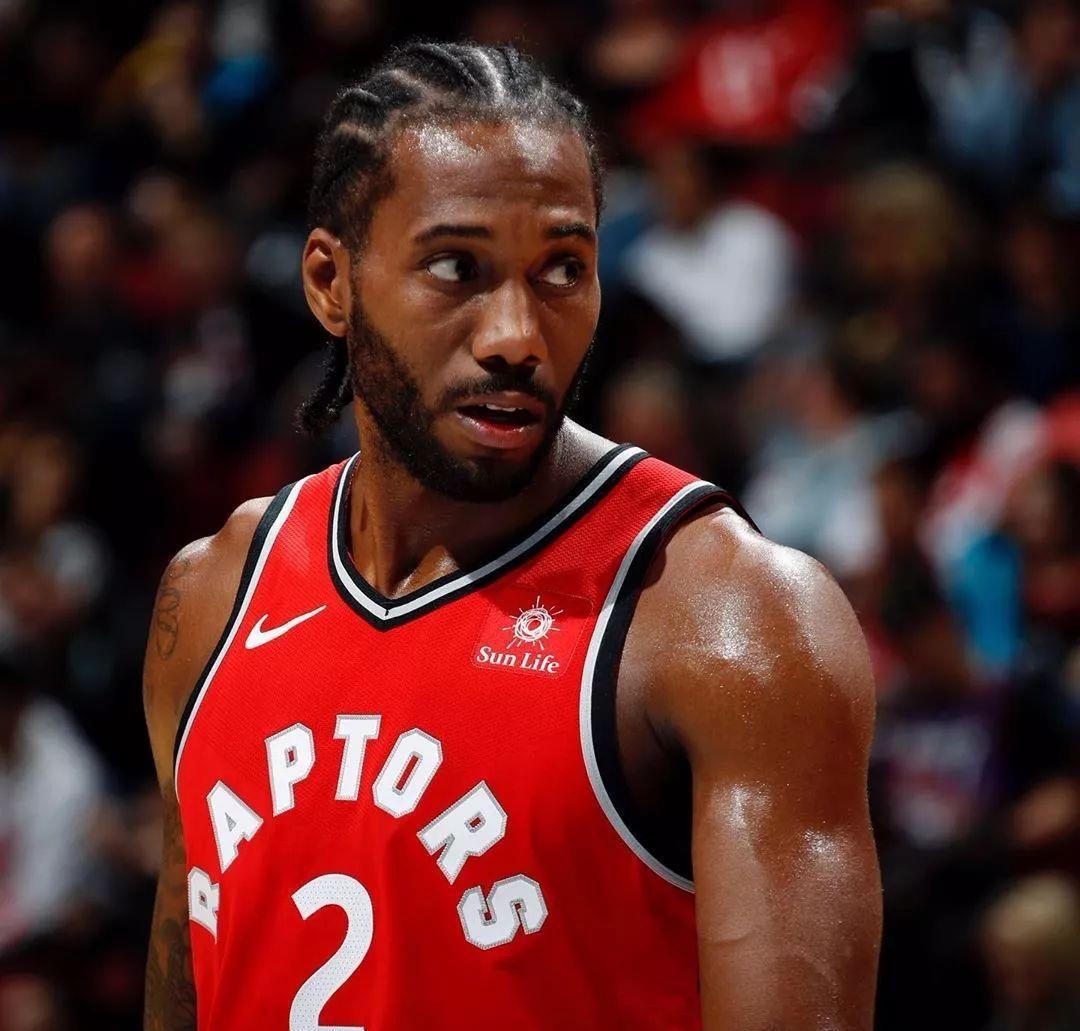 足球之所以迷人，就在这里（这就是足球的魅力）